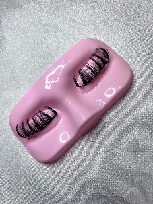 Defined clustered Eye-Lashes Classy Doll